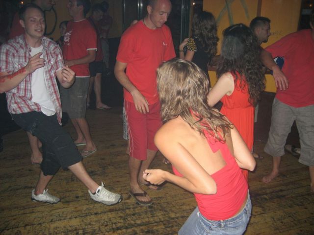 i/Kranj/Absolvent08/04-RedLoveParty/absolvent 1615.jpg_640.jpg